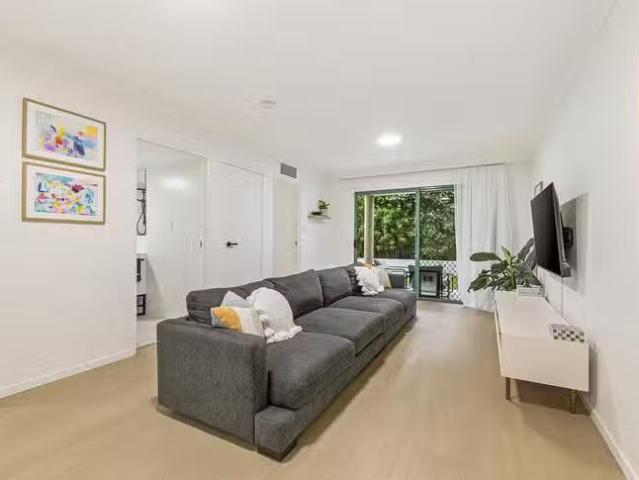 Apartment for rent in Toombul, Queensland