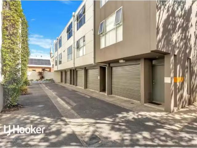 Condo for rent in Horseshoe Creek, South Australia