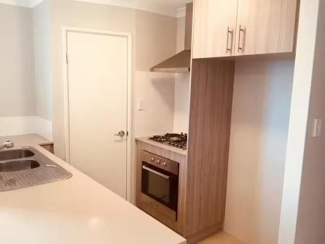 House for rent in Embleton, Western Australia