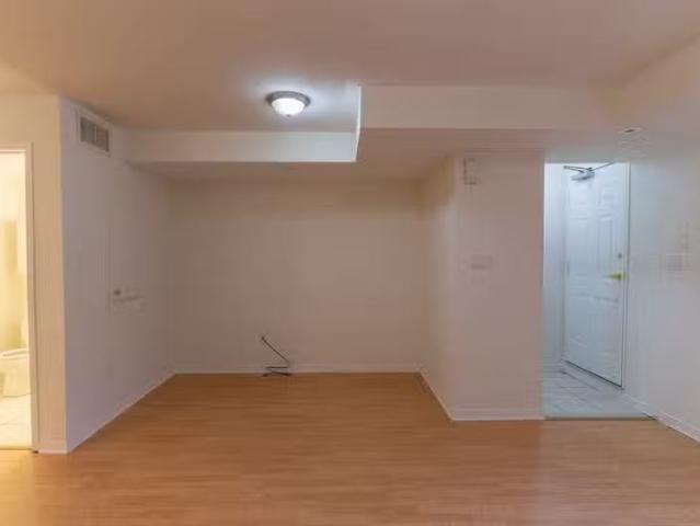 Condo for rent in York, Ontario