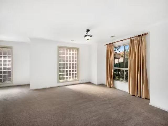 Condo for rent in Bruce, Australian Capital Territory