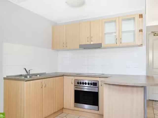 Condo for rent in Wollongong West, New South Wales
