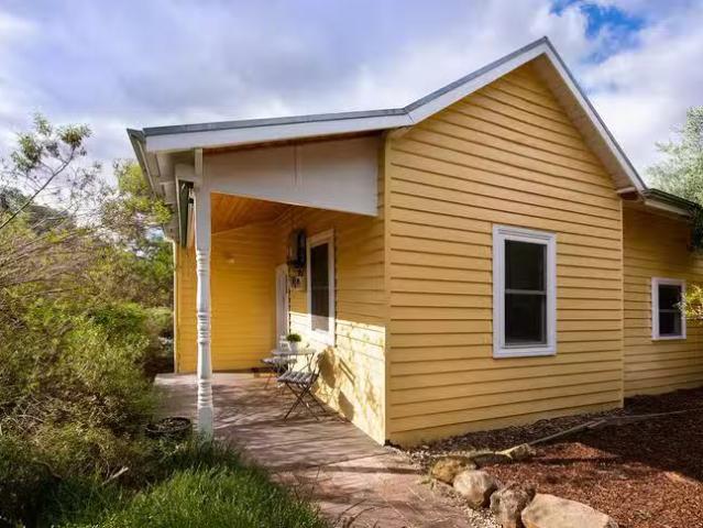 House for rent in Castlemaine, Victoria