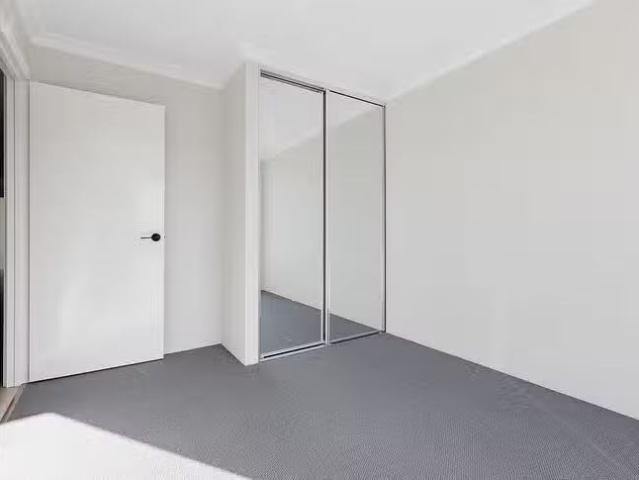 House for rent in Caversham, Western Australia