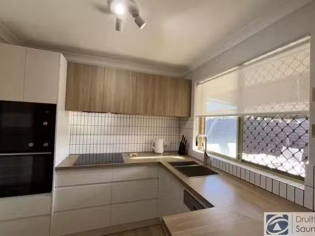 House for rent in Stirling, Western Australia