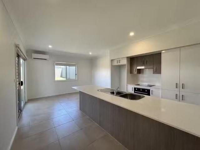 House for rent in Sussex Inlet, New South Wales