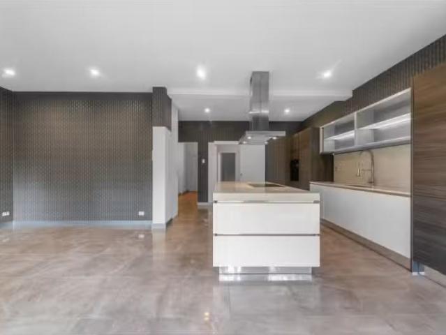 Condo for rent in Sydney, New South Wales