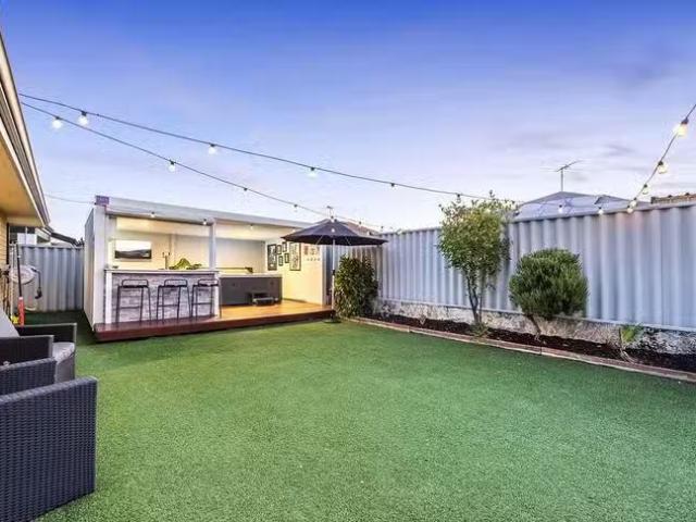 House for rent in Port Kennedy, Western Australia