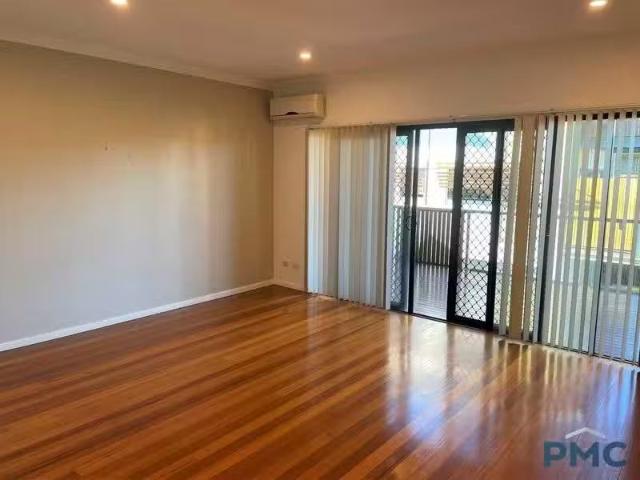 Condo for rent in Toombul, Queensland