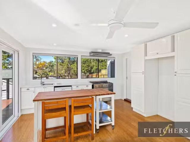 House for rent in Wollongong West, New South Wales