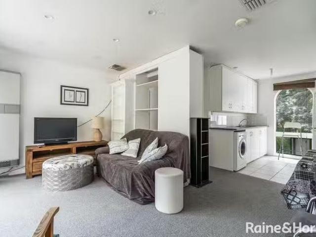 Apartment for rent in Horseshoe Creek, South Australia