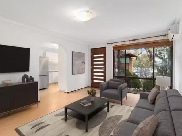 House for rent in Como, Western Australia