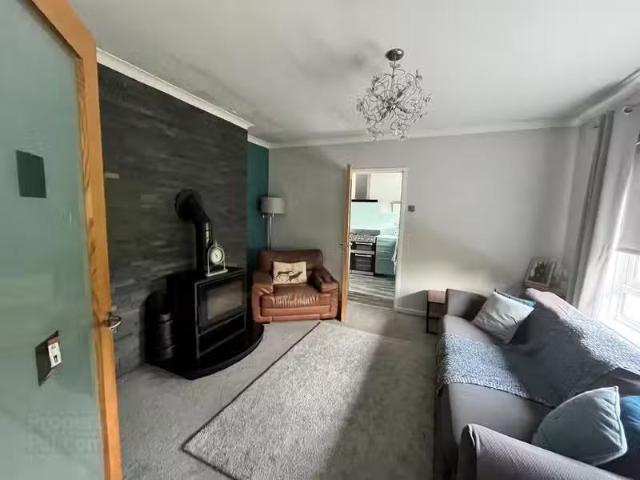 House to rent in Corry, Connacht
