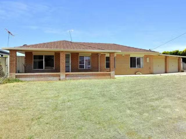 House for rent in Cooloongup, Western Australia