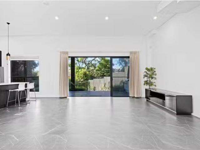 Condo for rent in Sydney, New South Wales