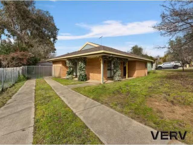 House for rent in Mckellar, Australian Capital Territory