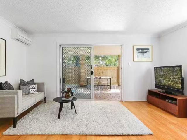 Apartment for rent in Toombul, Queensland