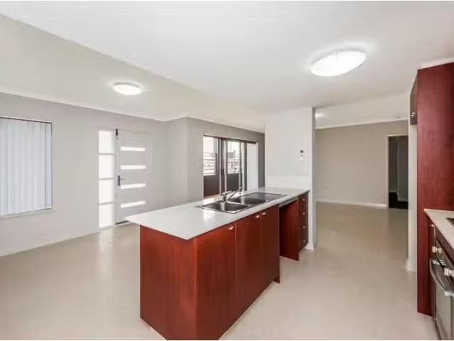 Apartment for rent in Cockburn, Western Australia
