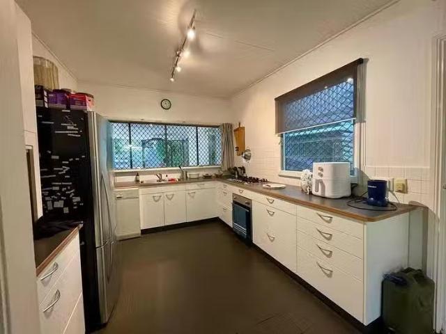 Apartment for rent in Toombul, Queensland