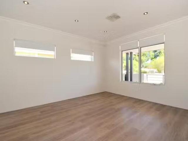 House for rent in Champion Lakes, Western Australia