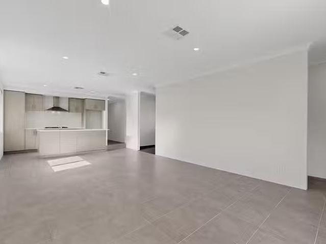 House for rent in Port Kennedy, Western Australia