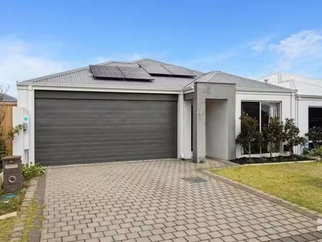 House for rent in Canning Vale, Western Australia