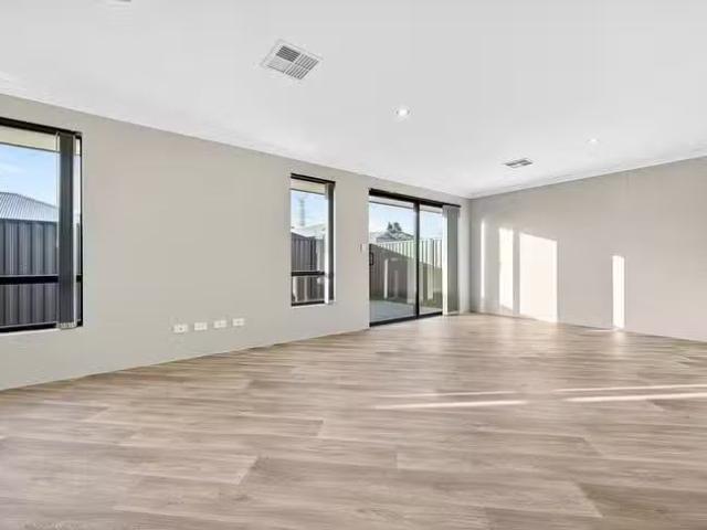 House for rent in Piara Waters, Western Australia