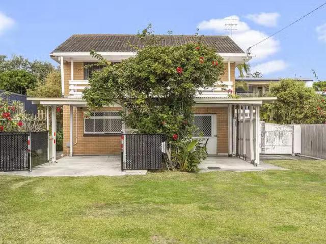 Apartment for rent in The Entrance North, New South Wales