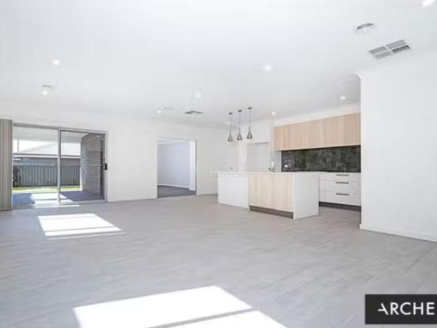 House for rent in Googong, New South Wales