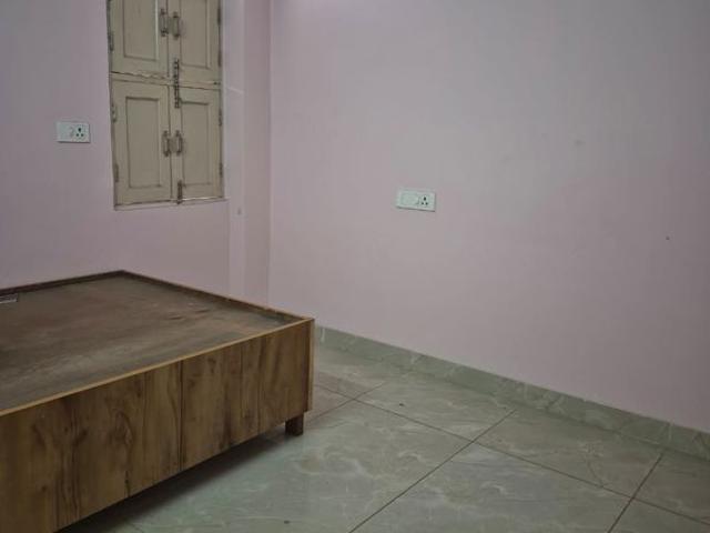Property for rent in Mayur Vihar, Delhi