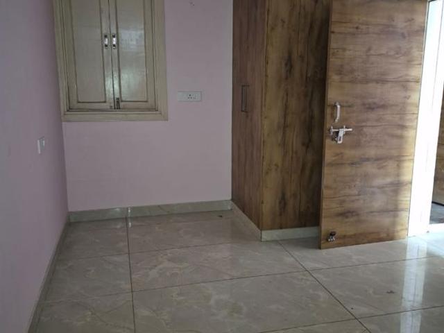 Property for rent in Mayur Vihar, Delhi
