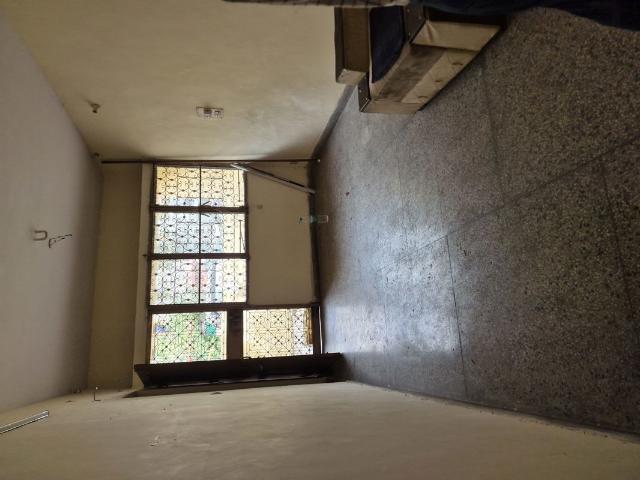 Flat for rent in East Delhi, Deri