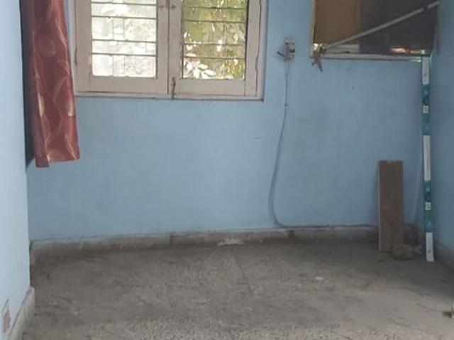 Flat for rent in East Delhi, Deri