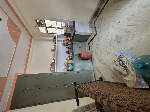 Property for rent in East Delhi, Deri