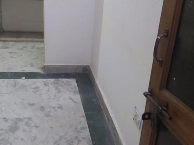 Property for rent in East Delhi, Deri