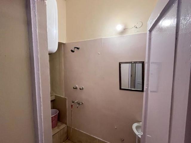 Flat for rent in Mayur Vihar, Delhi