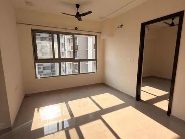 Flat for rent in Piramal Vaikunth, Thane