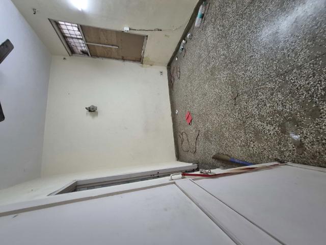 Flat for rent in East Delhi, Deri