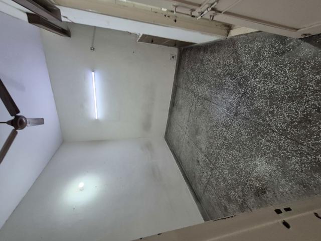 Flat for rent in East Delhi, Deri