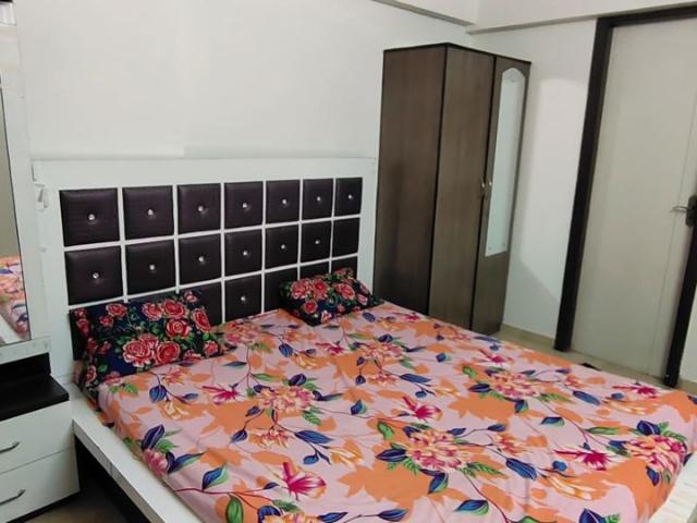 Flat for rent in Mumbai Zone 4, Mumbai