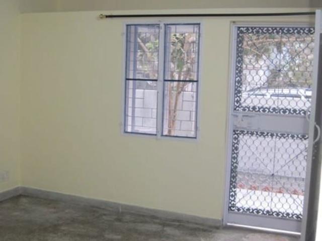 Flat for rent in East Delhi, Deri