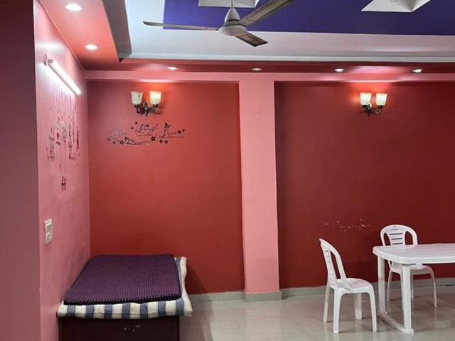 House for rent in Barola, Noida