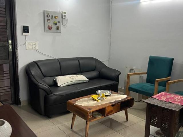 Villa for rent in Sector 30, Noida