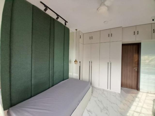 Flat for rent in Mumbai Zone 4, Mumbai