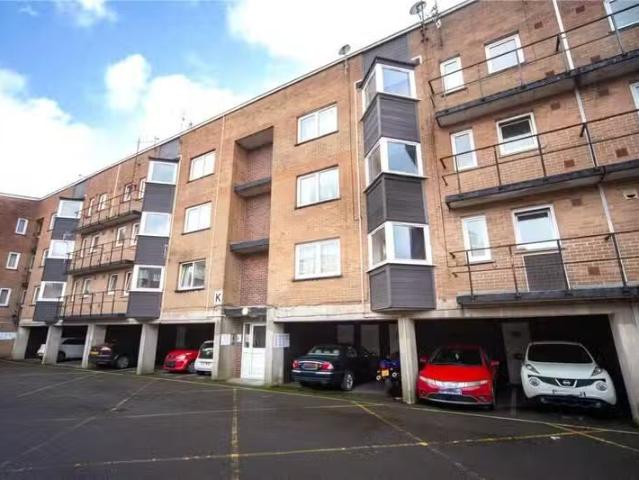 Apartment for rent in Falcon Lodge, Wales