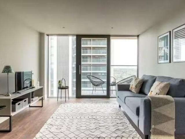 Apartment for rent in Horsell, Woking