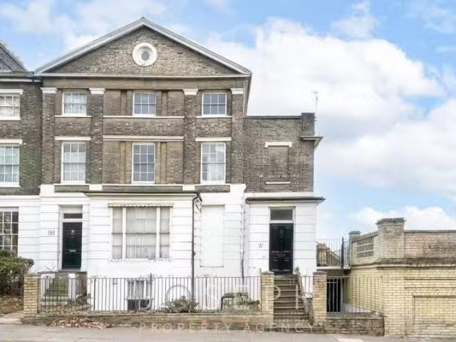 Apartment for rent in Whitehouse, Key Street