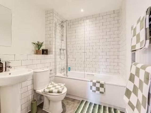 Apartment for rent in The Haulgh, Lee Bank