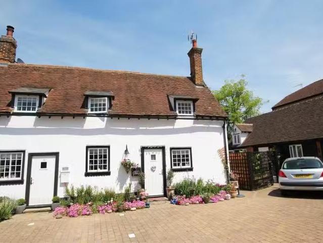 House for rent in Chipping Hill, Essex