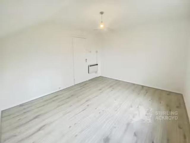 House for rent in Shalford, Westborough